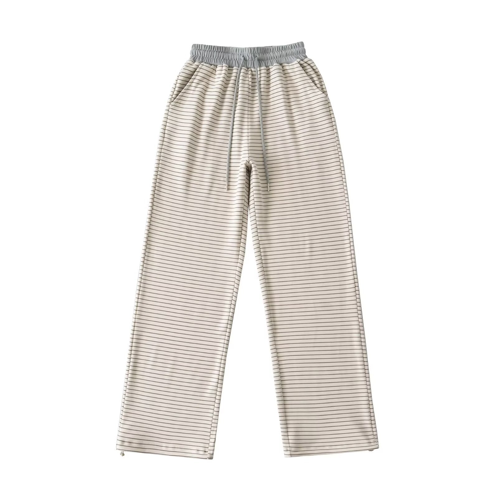 Apricot-brown stripe