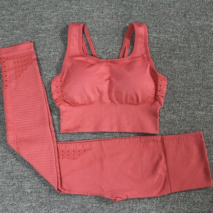Women's 2-Piece Athletic Set - U-Neck Sports Bra and High Waist Leggings