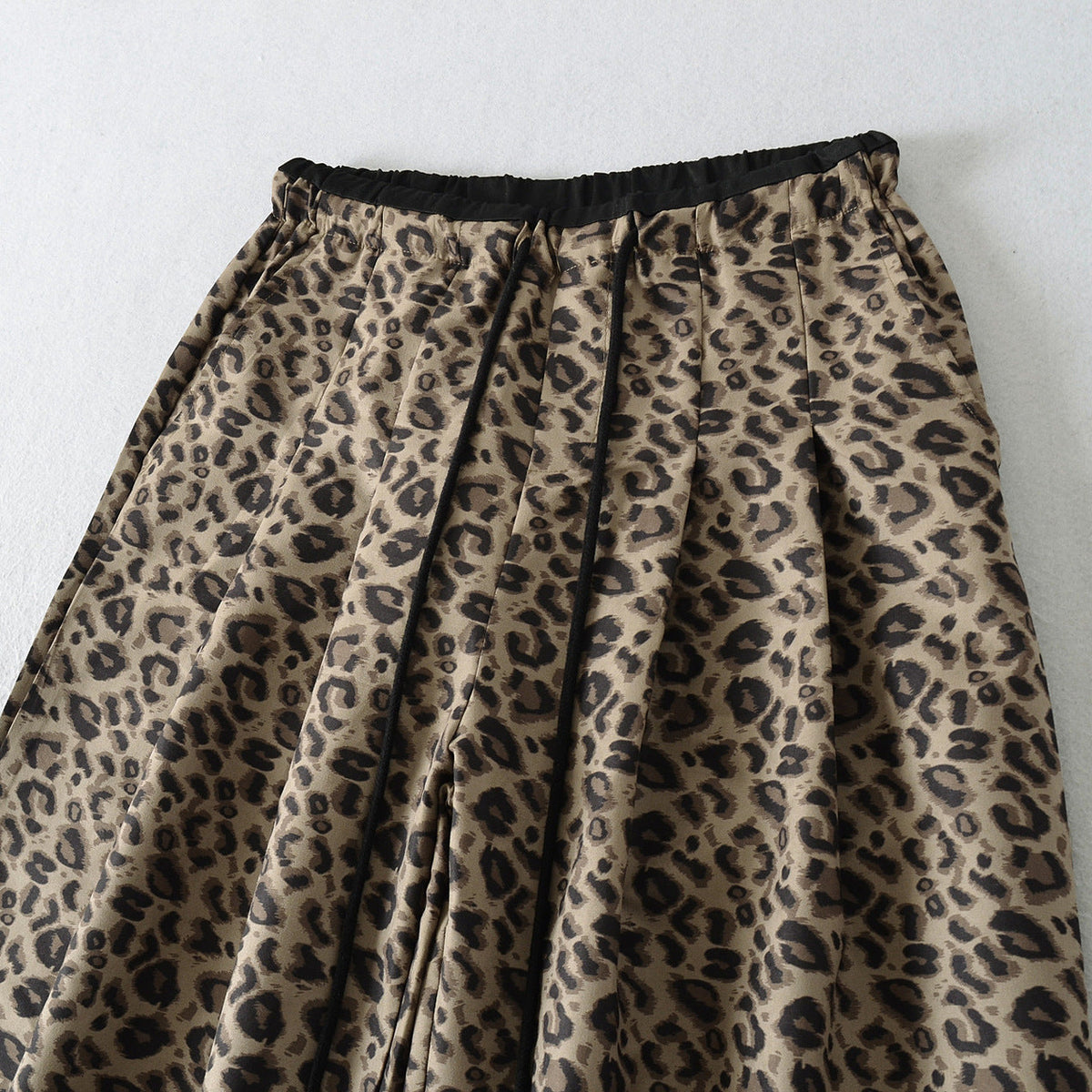Retro Color Blocked Loose Straight Leg Wide Leg Athletic Pants with Leopard Print - Casual Sporty Trousers for Women
